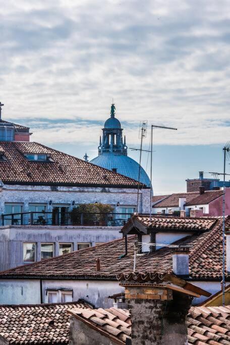 Apartamento Attic Behind St. Mark's Square Venecia
